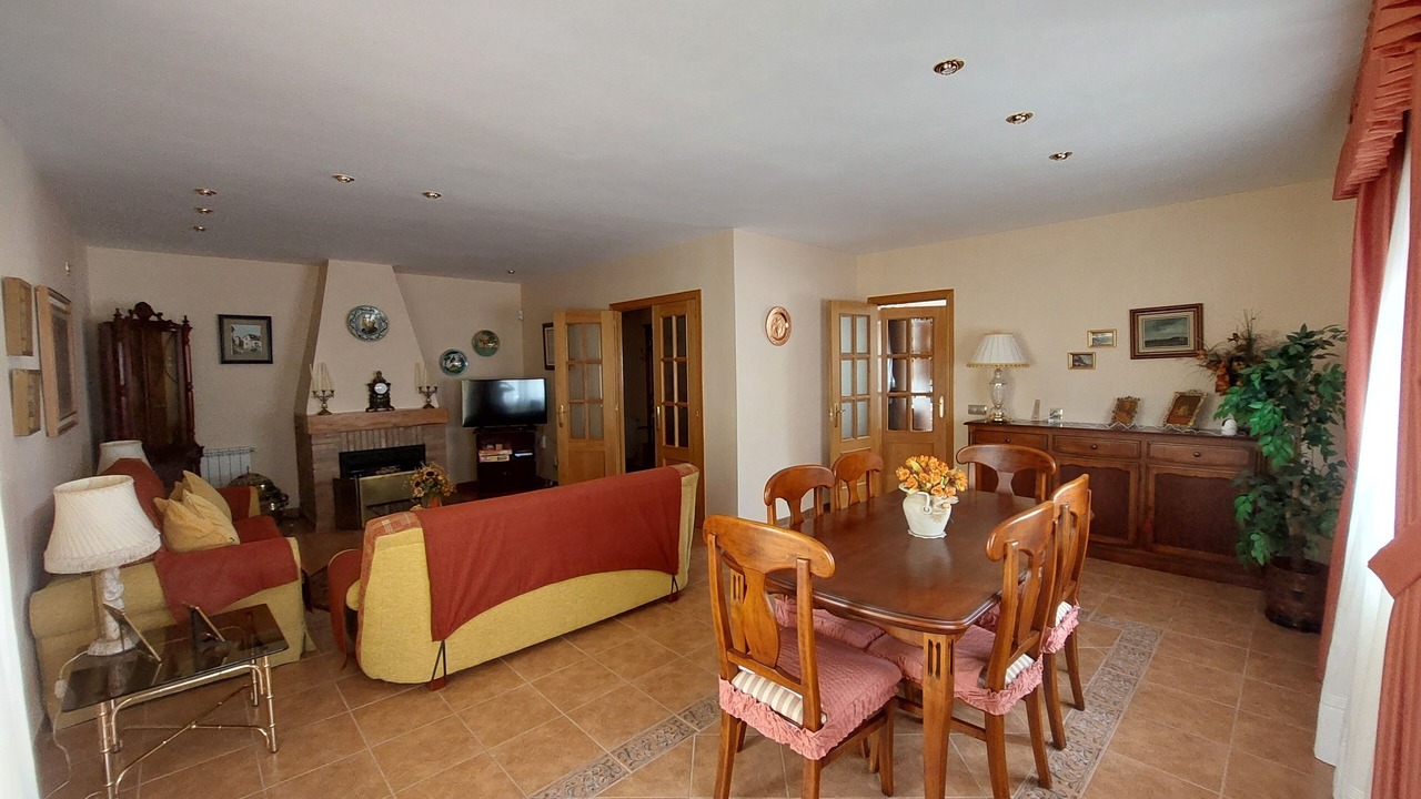 Photo of Livingroom in Almoguera