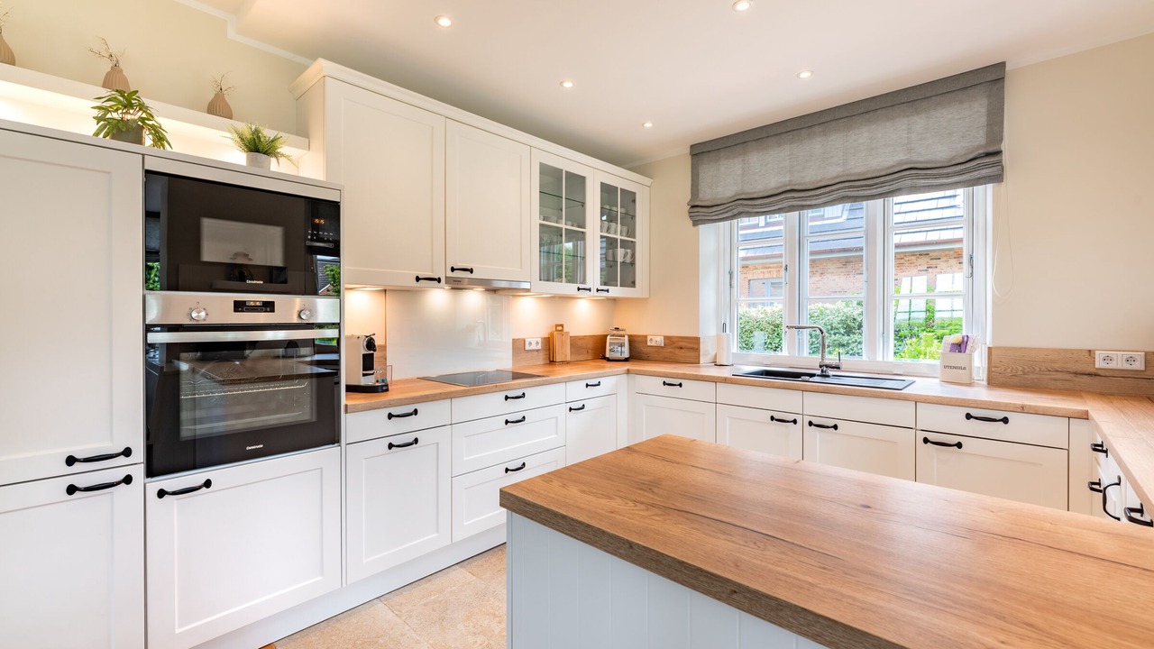 Photo of Kitchen in Midlum