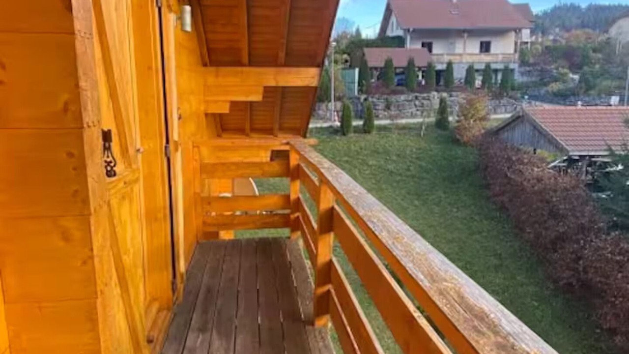 Photo of Outdoor in Premanon