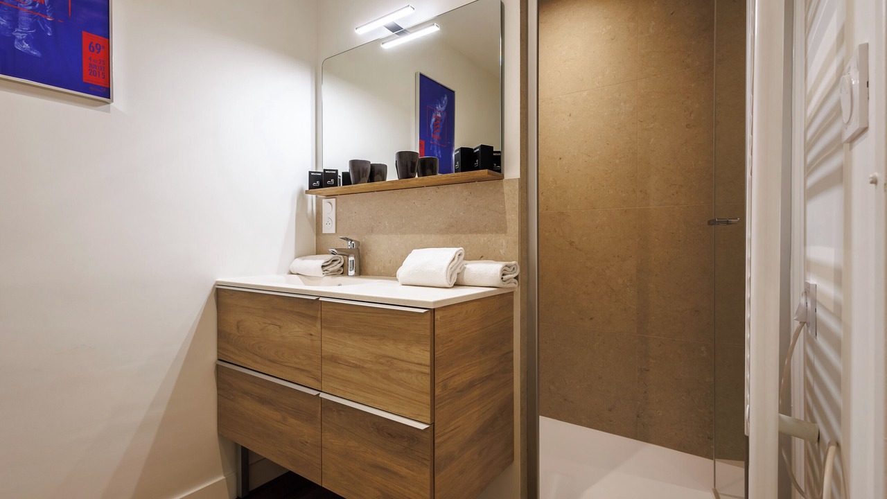 Photo of Bathroom in Avignon City Centre