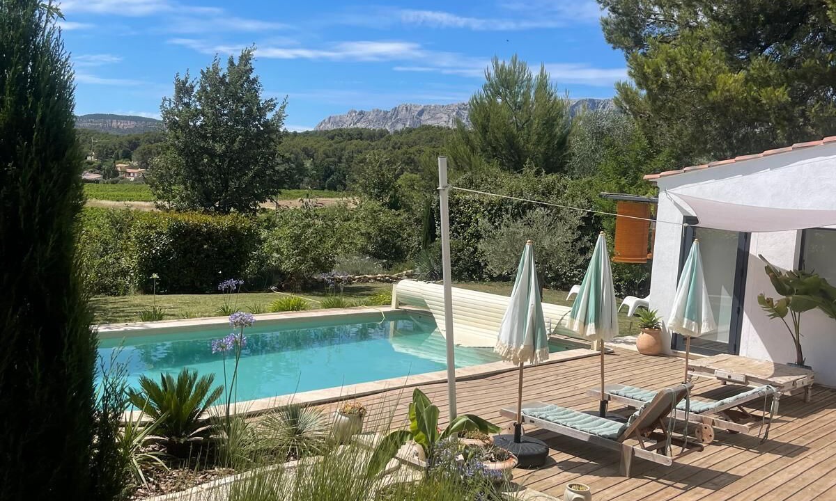 Photo of Outdoor in Rousset