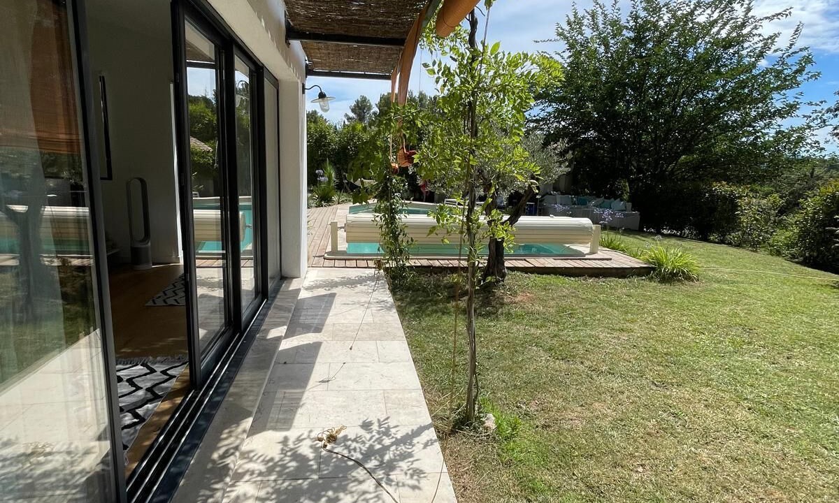 Photo of Patio Balcony in Rousset
