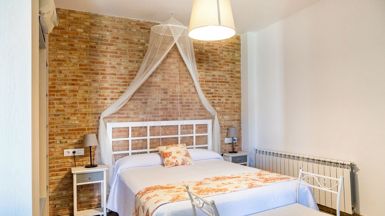 Photo of Bedroom in Malpartida de Plasencia