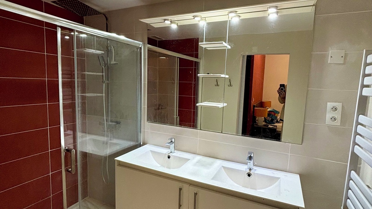 Photo of Bathroom in Saint-Gervasy