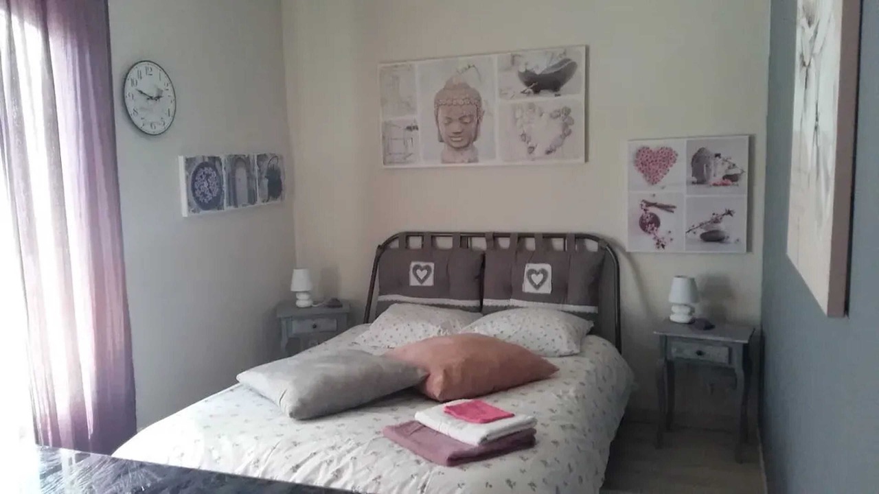 Photo of Bedroom in Collias