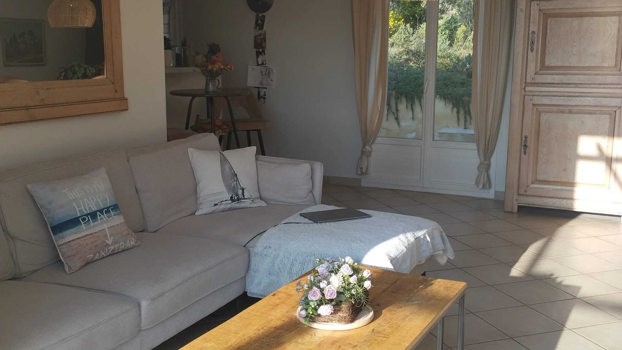 Photo of Livingroom in Collias