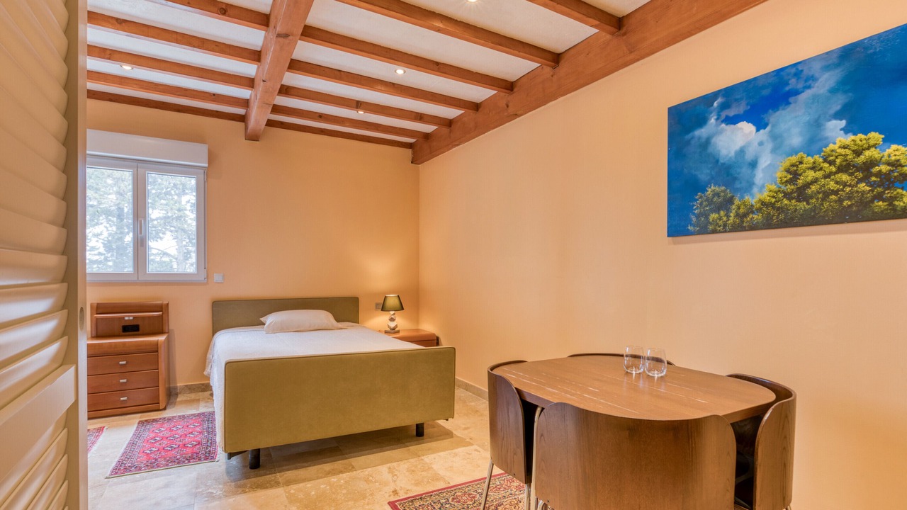 Photo of Bedroom in Arles