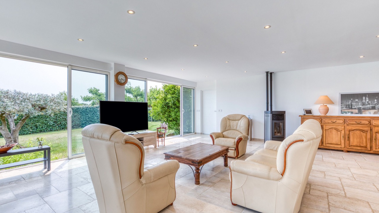 Photo of Livingroom in Bellegarde