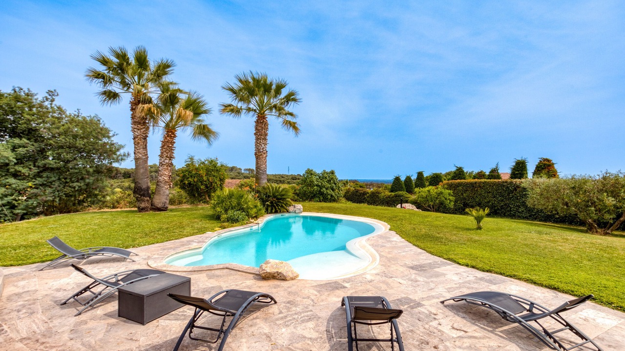 Photo of Outdoor in Bellegarde