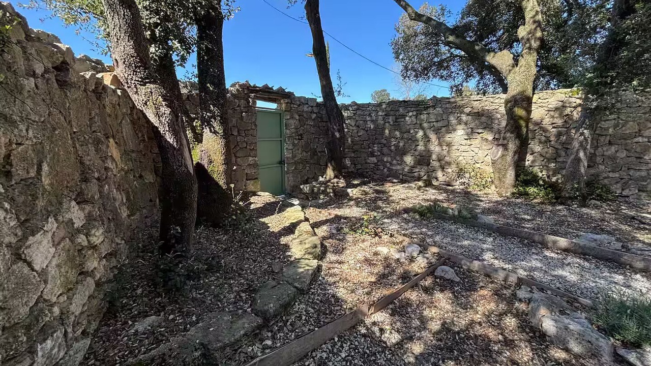 Photo of Outdoor in Sainte-Anastasie