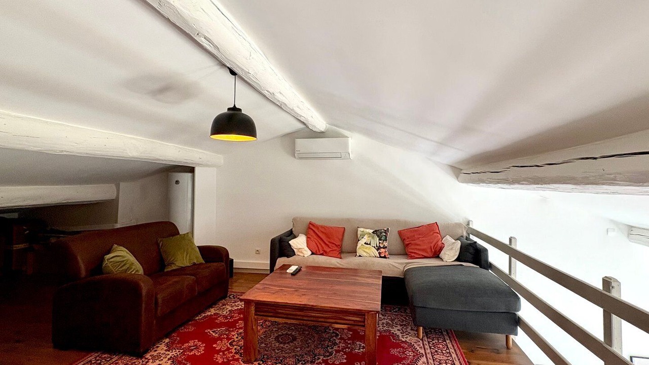 Photo of Livingroom in Quartier Administrations