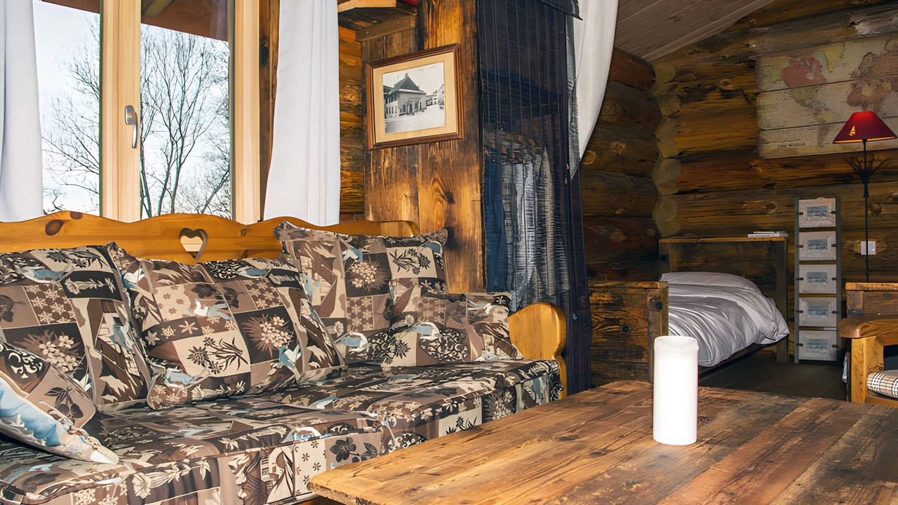 Photo of Bedroom in Collonges-sous-Saleve