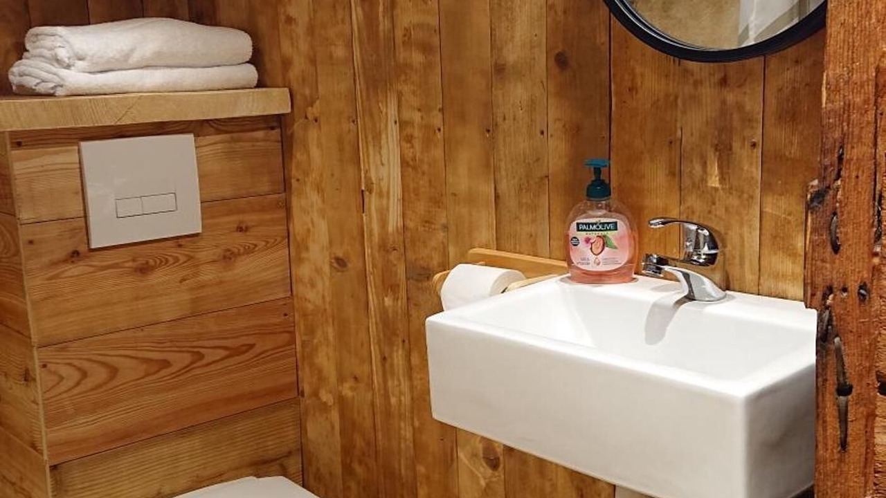 Photo of Bathroom in Collonges-sous-Saleve