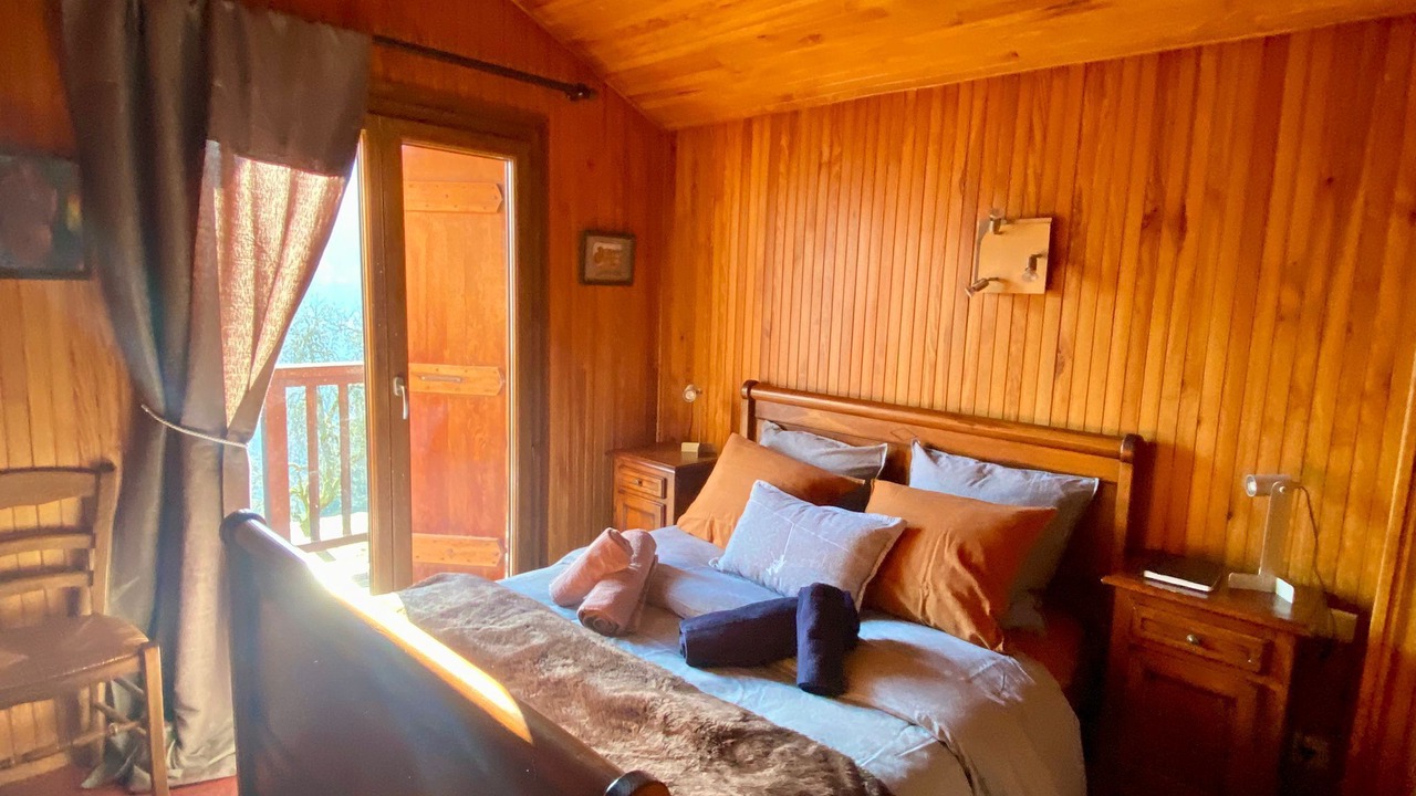 Photo of Bedroom in Les Clefs