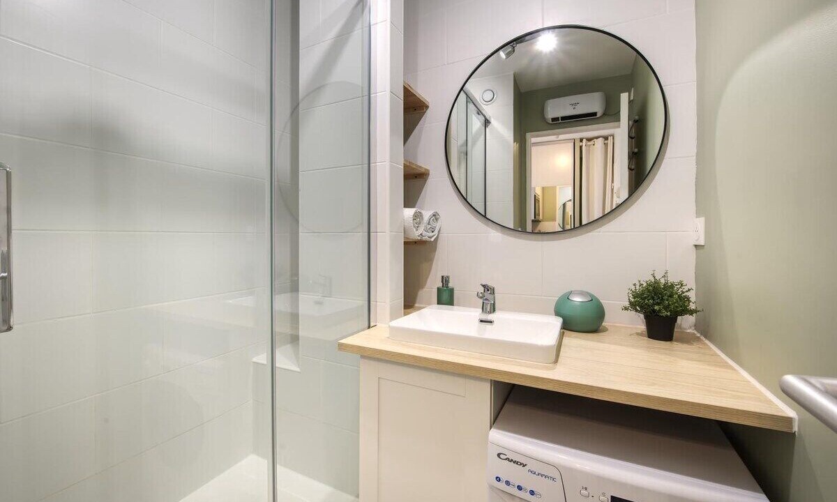 Photo of Bathroom in Costieres