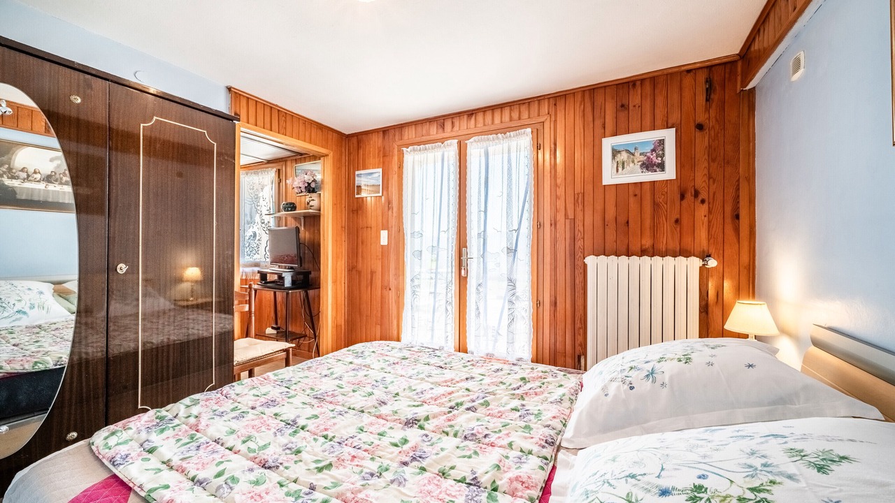 Photo of Bedroom in Reignier-Esery