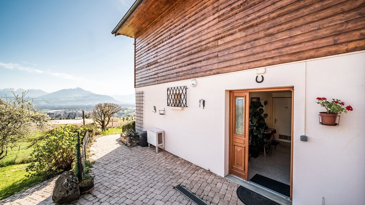 Photo of Outdoor in Reignier-Esery