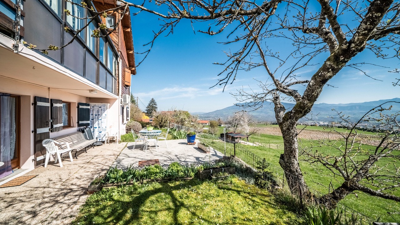 Photo of Patio Balcony in Reignier-Esery