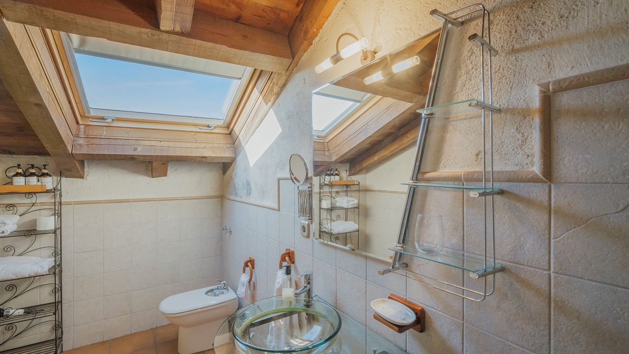 Photo of Bathroom in Mozoncillo