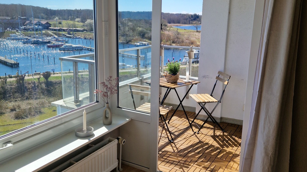 Photo of Others in Schausende