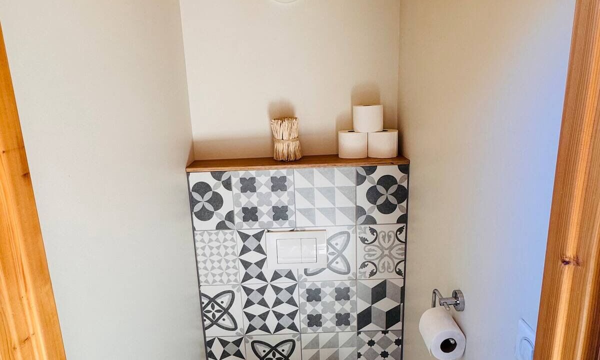 Photo of Bathroom in Saint-Julien-en-Genevois