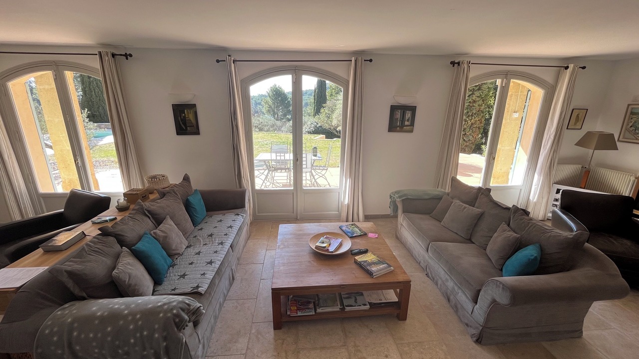Photo of Livingroom in Beaurecueil