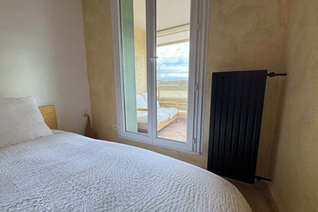Photo of Bedroom in Ornex