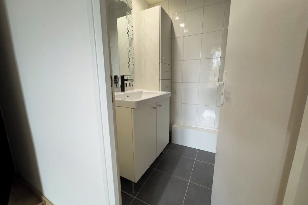 Photo of Bathroom in Ornex