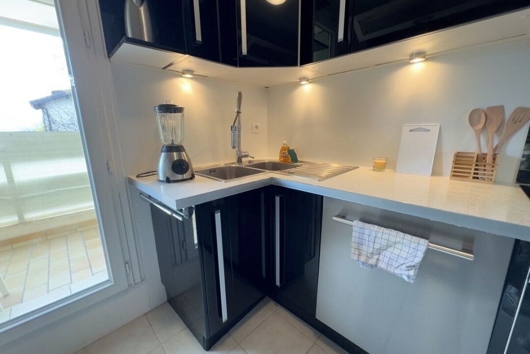 Photo of Kitchen in Ornex