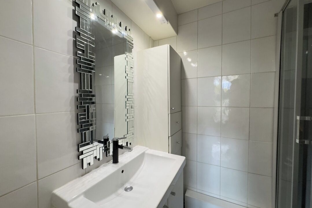 Photo of Bathroom in Ornex