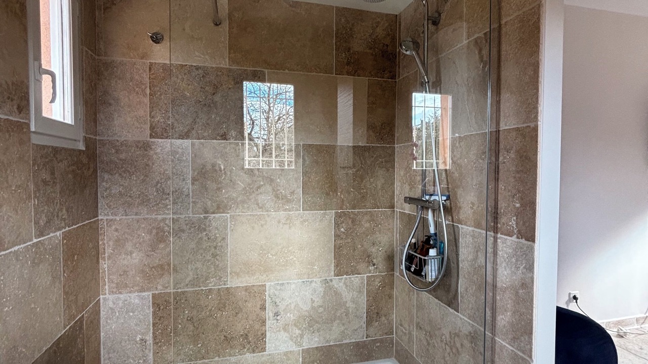 Photo of Bathroom in Saint-Siffret
