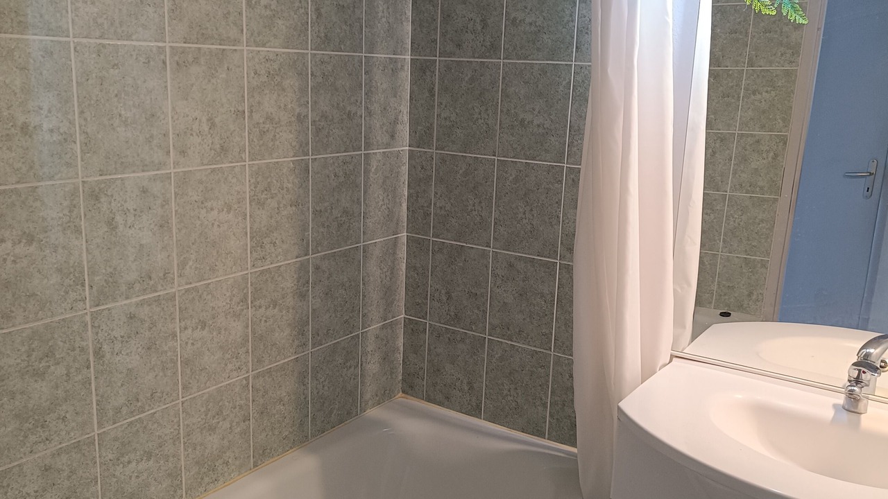Photo of Bathroom in Saint-Saturnin-les-Avignon