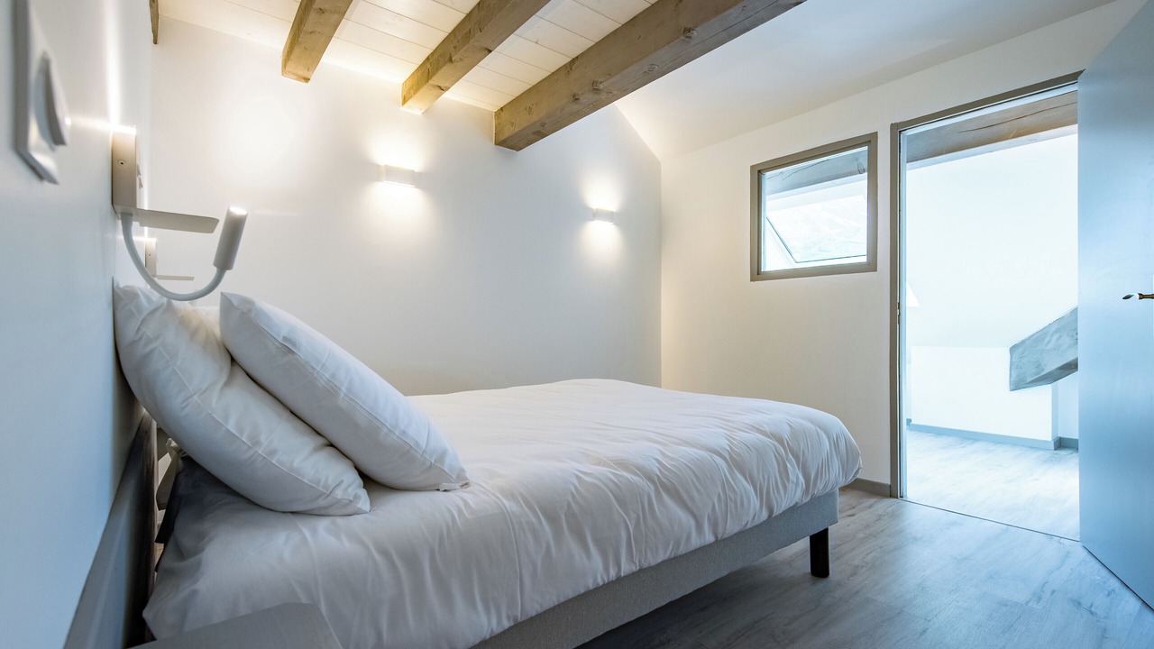 Photo of Bedroom in Albiez-le-Vieux