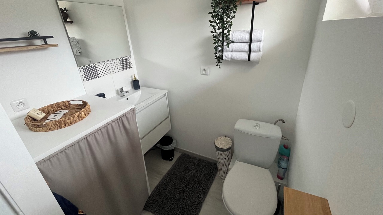 Photo of Bathroom in Bellegarde