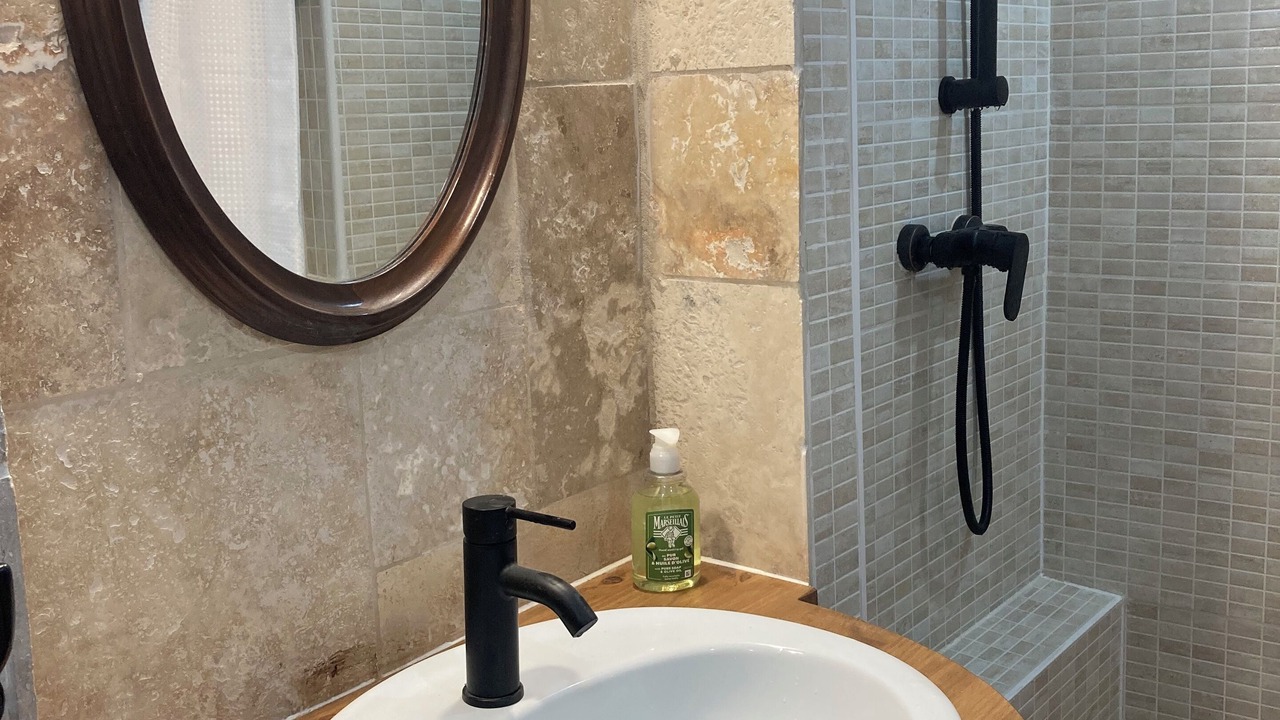 Photo of Bathroom in Beaumont