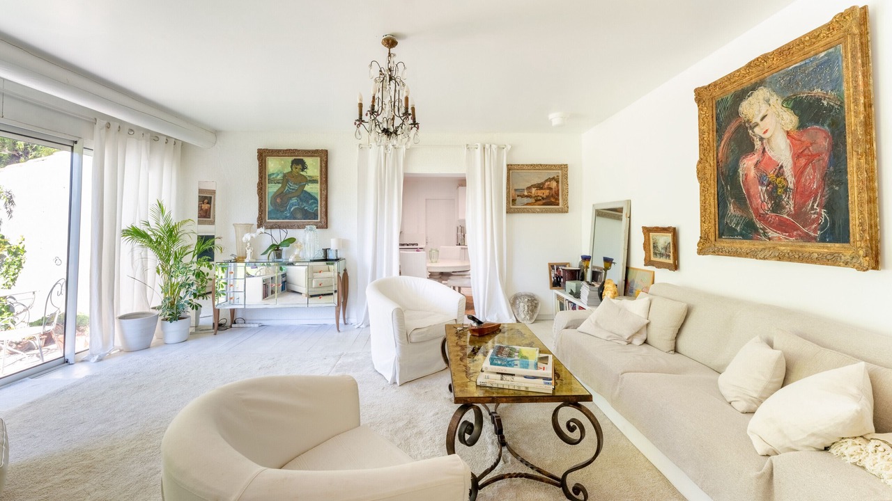 Photo of Livingroom in Chateauneuf-de-Gadagne