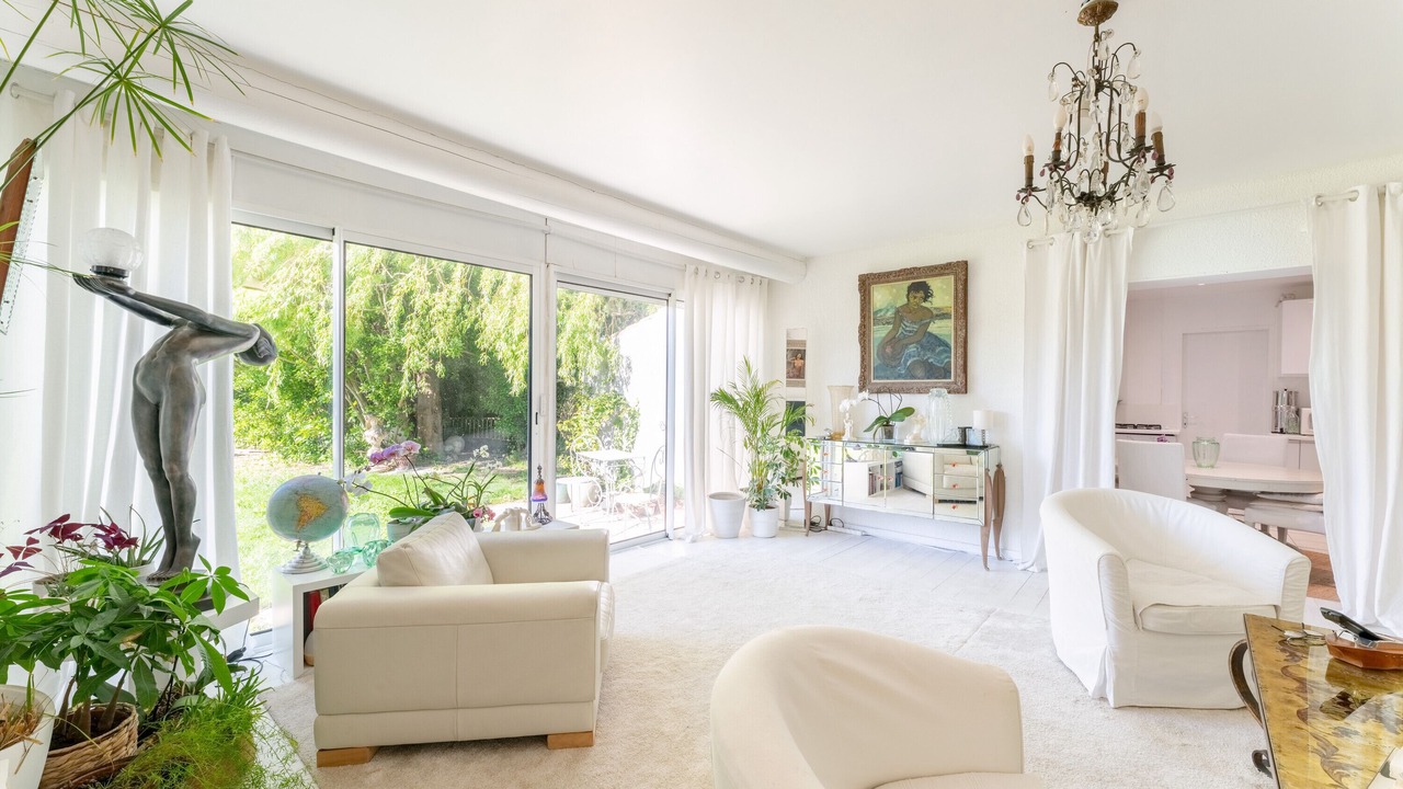 Photo of Livingroom in Chateauneuf-de-Gadagne