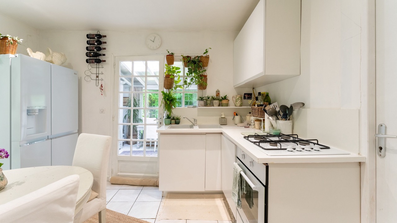 Photo of Kitchen in Chateauneuf-de-Gadagne