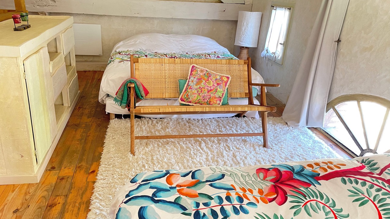 Photo of Bedroom in Rustrel