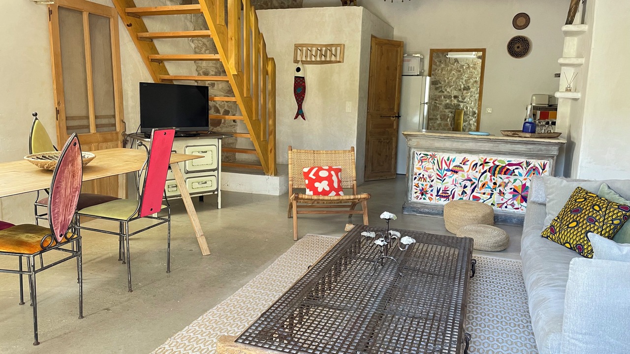 Photo of Livingroom in Rustrel