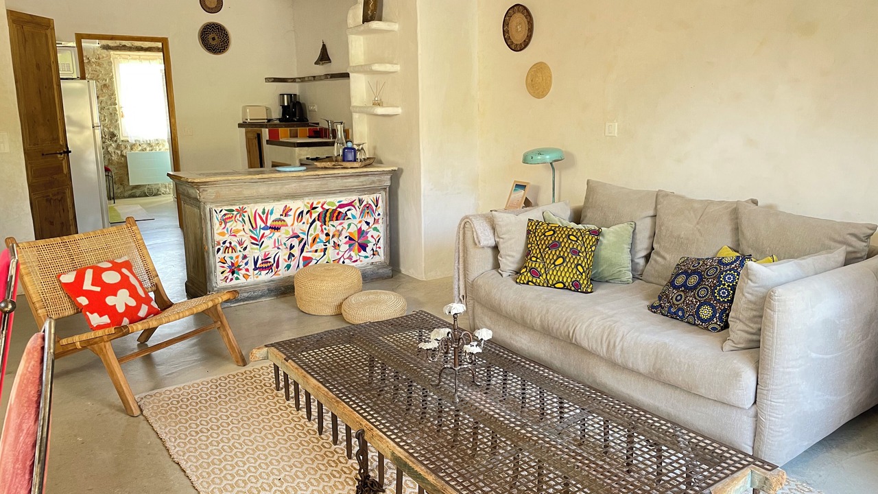 Photo of Livingroom in Rustrel