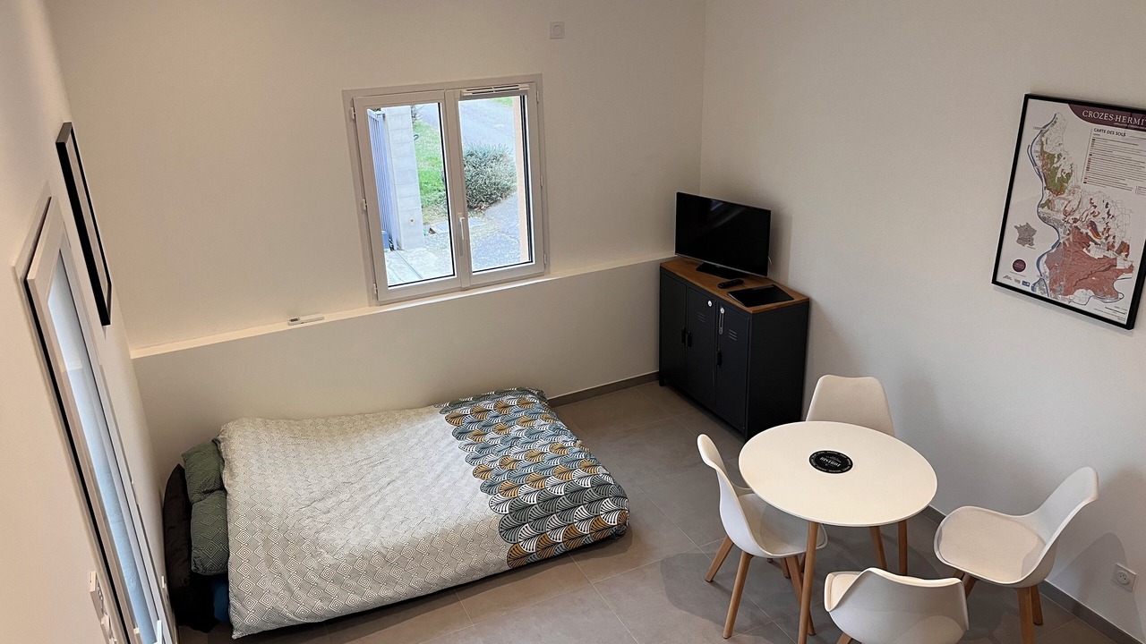 Photo of Bedroom in Chanos-Curson