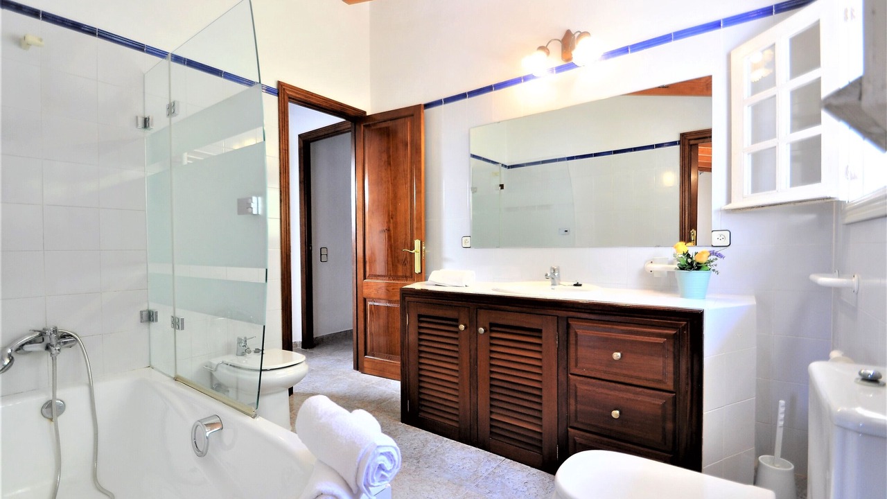 Photo of Bathroom in Esporles