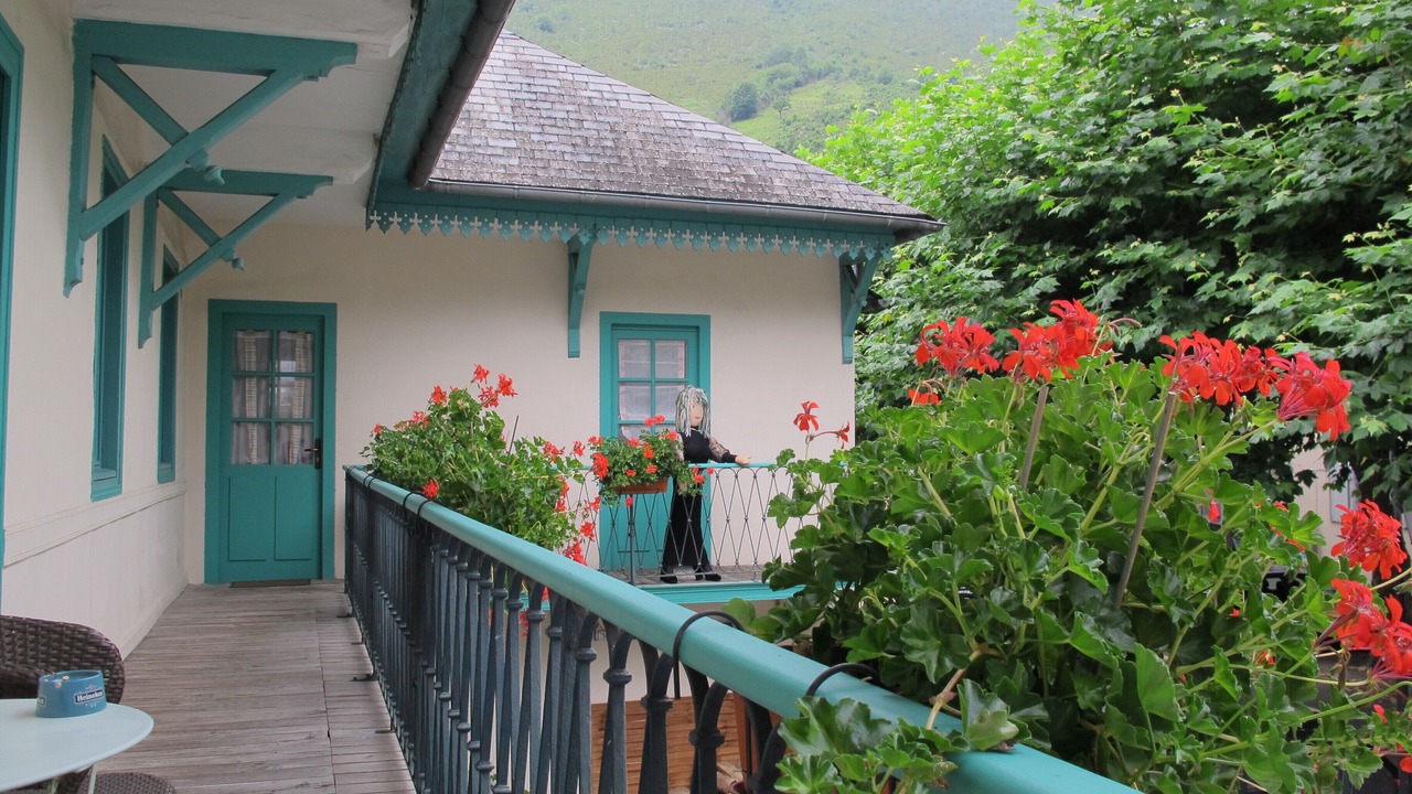 Photo of Outdoor in Campan