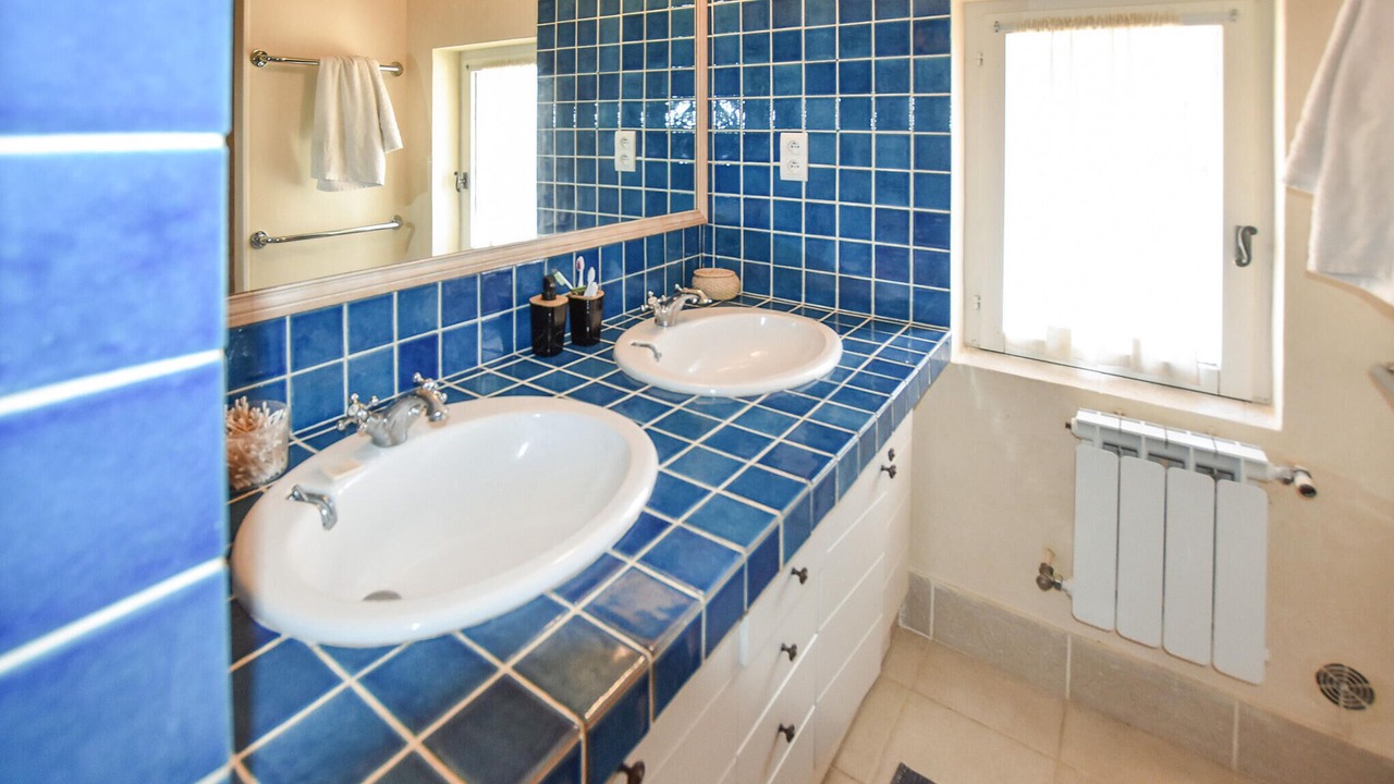 Photo of Bathroom in Goult