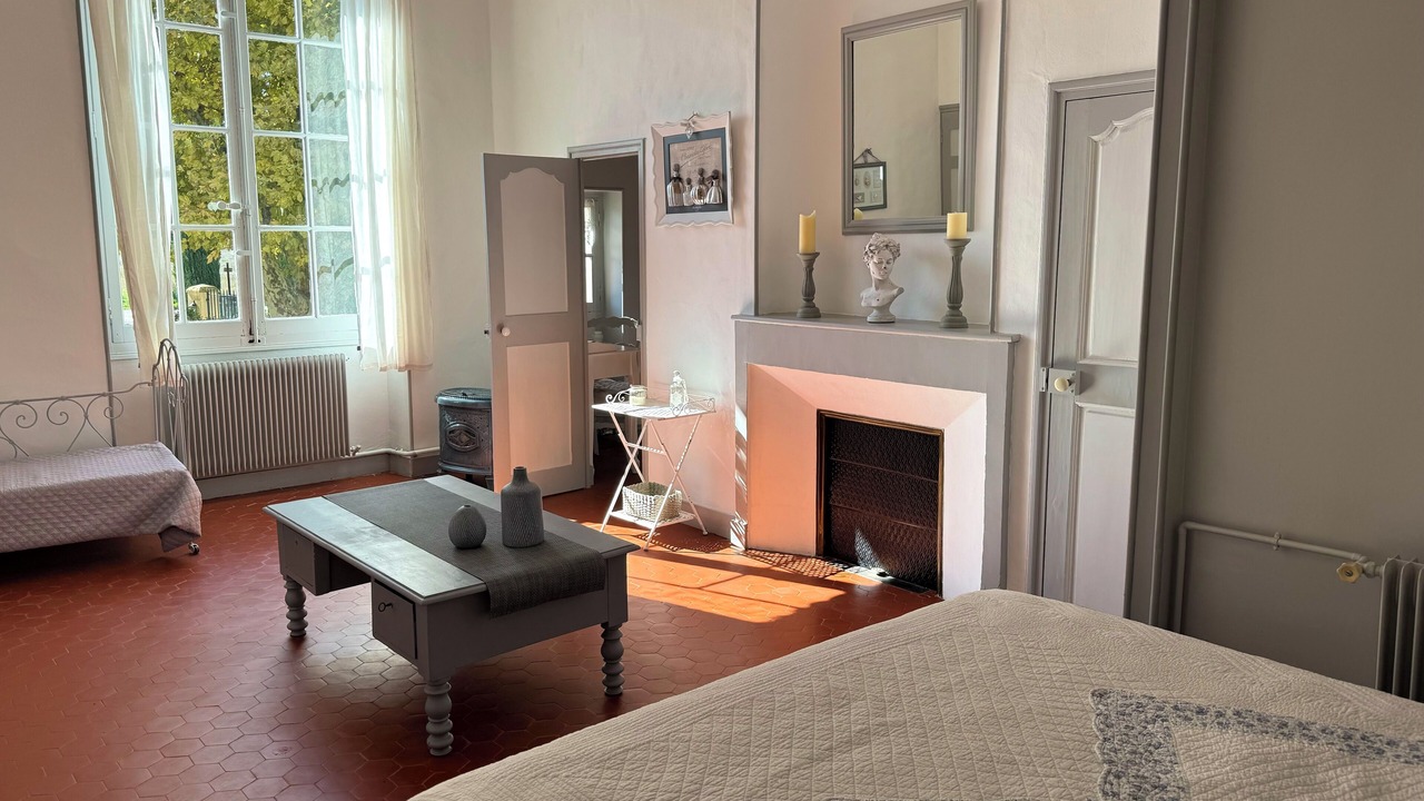 Photo of Bedroom in Le Puy-Sainte-Reparade