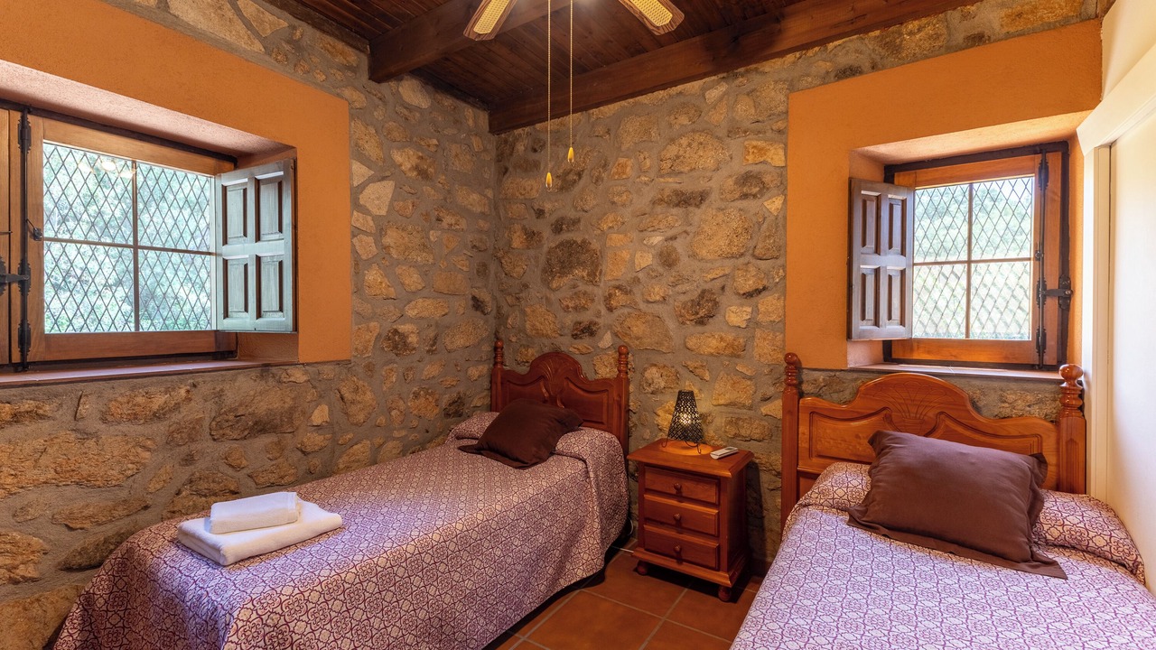 Photo of Bedroom in Candeleda