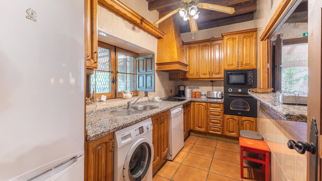 Photo of Kitchen in Candeleda