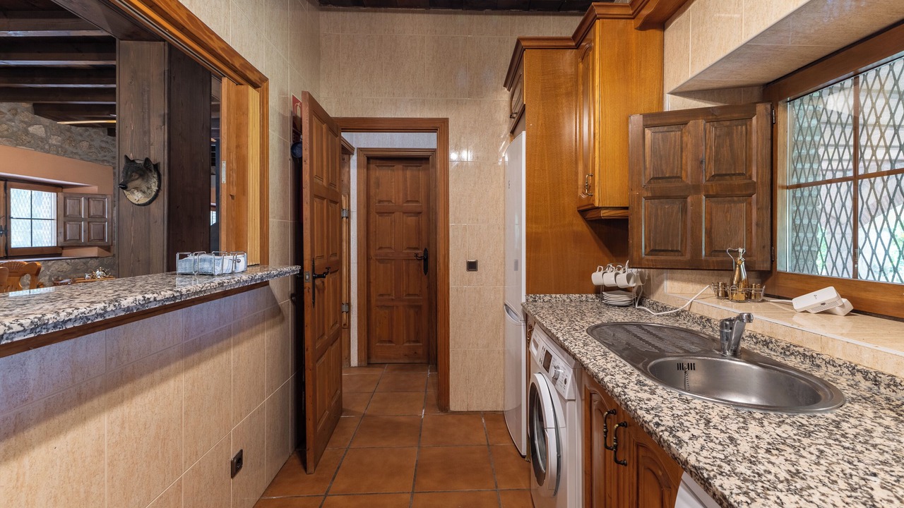 Photo of Kitchen in Candeleda