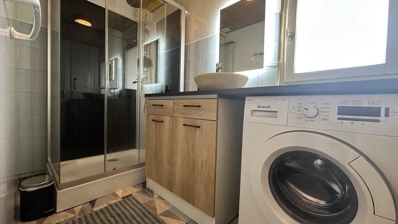 Photo of Bathroom in Jujurieux
